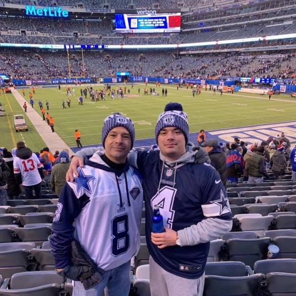 Meet your Posher, Matthew - Picture 1 of 1